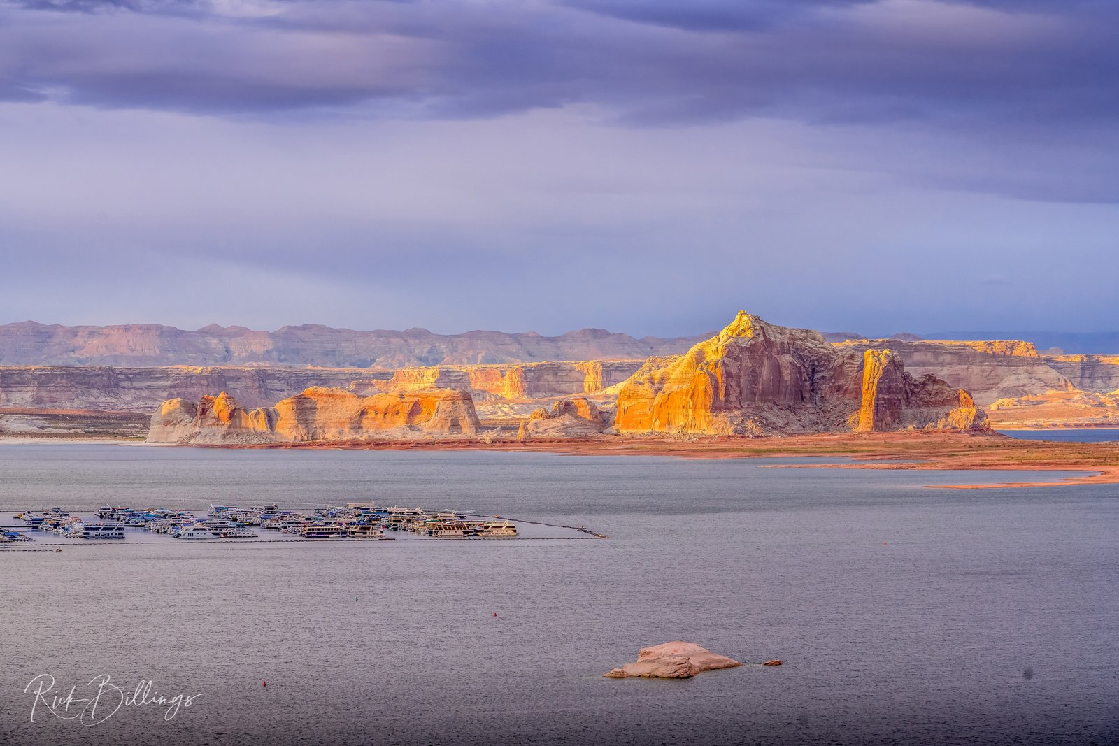Wahweap Bay At Castle Rock