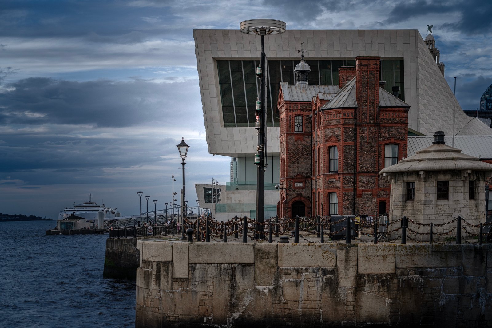 The Liverpool Pier On River Mersey